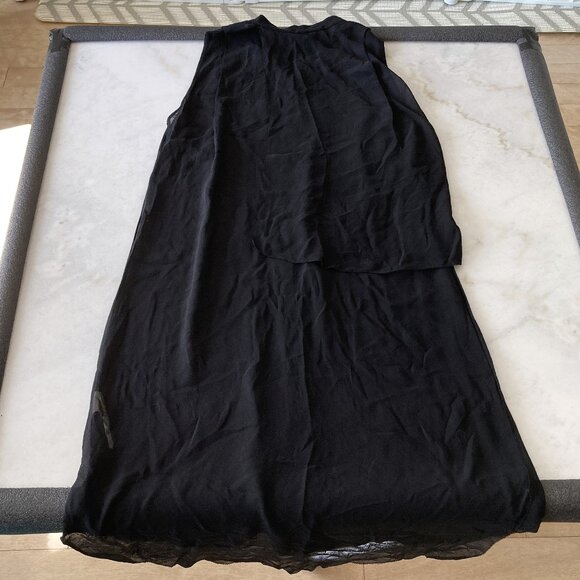 Aritzia Wilfred black 100% silk dress, sleeveless button down relaxed fit - Picture 5 of 6